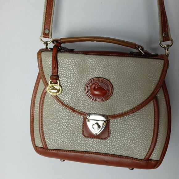 Vintage Dooney & Bourke shoulder bag - Picture 2 of 10